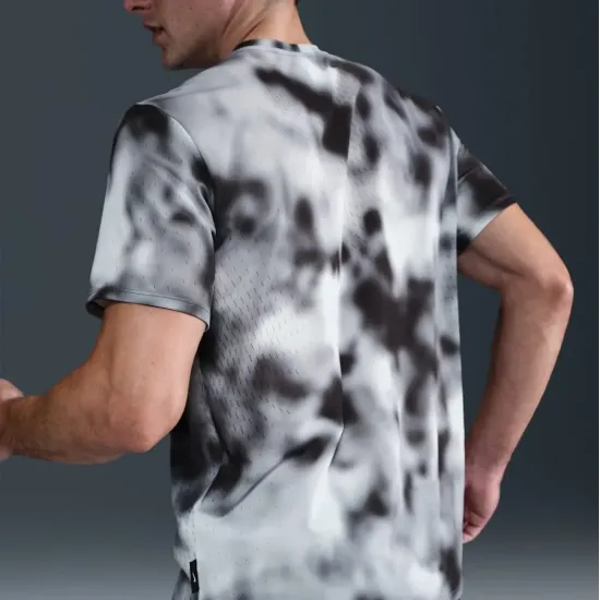 Футболка Nike Running Division Breathe HJ4148-010