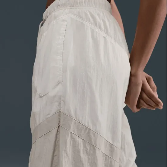 Штани Nike Sportswear Mid-Rise Loose Woven Open-Hem Trousers HJ4178-133