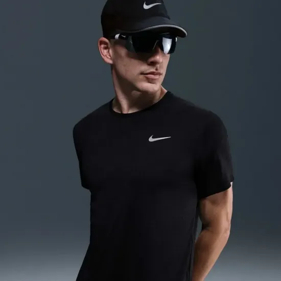 Футболка Nike Miler Breathe Dri-FIT Short-Sleeve Running HJ4181-010