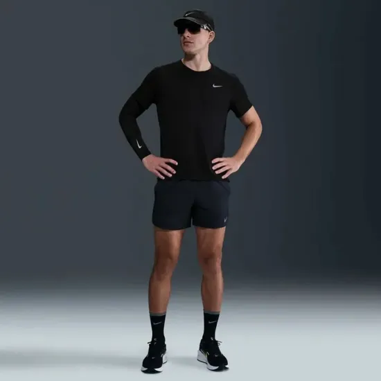 Футболка Nike Miler Breathe Dri-FIT Short-Sleeve Running HJ4181-010
