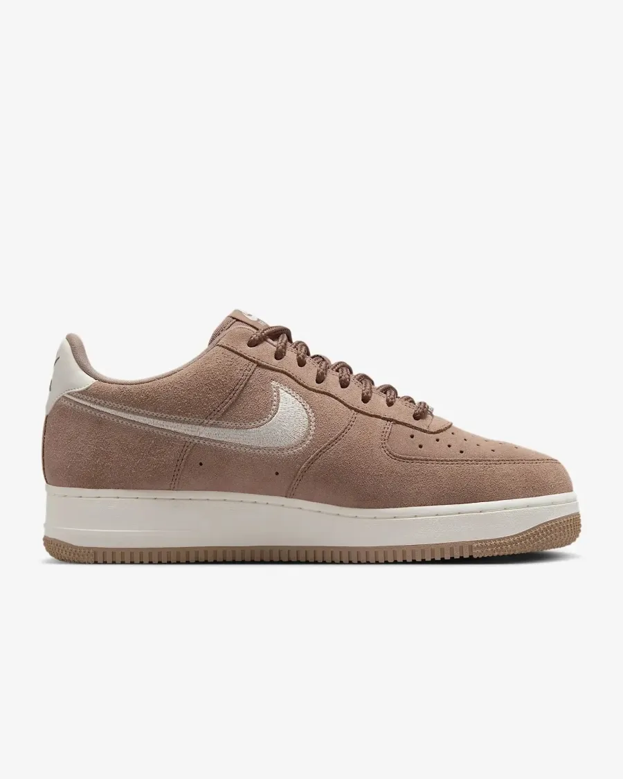 Кросівки Nike Air Force 1 '07 LV8 HJ4465-200