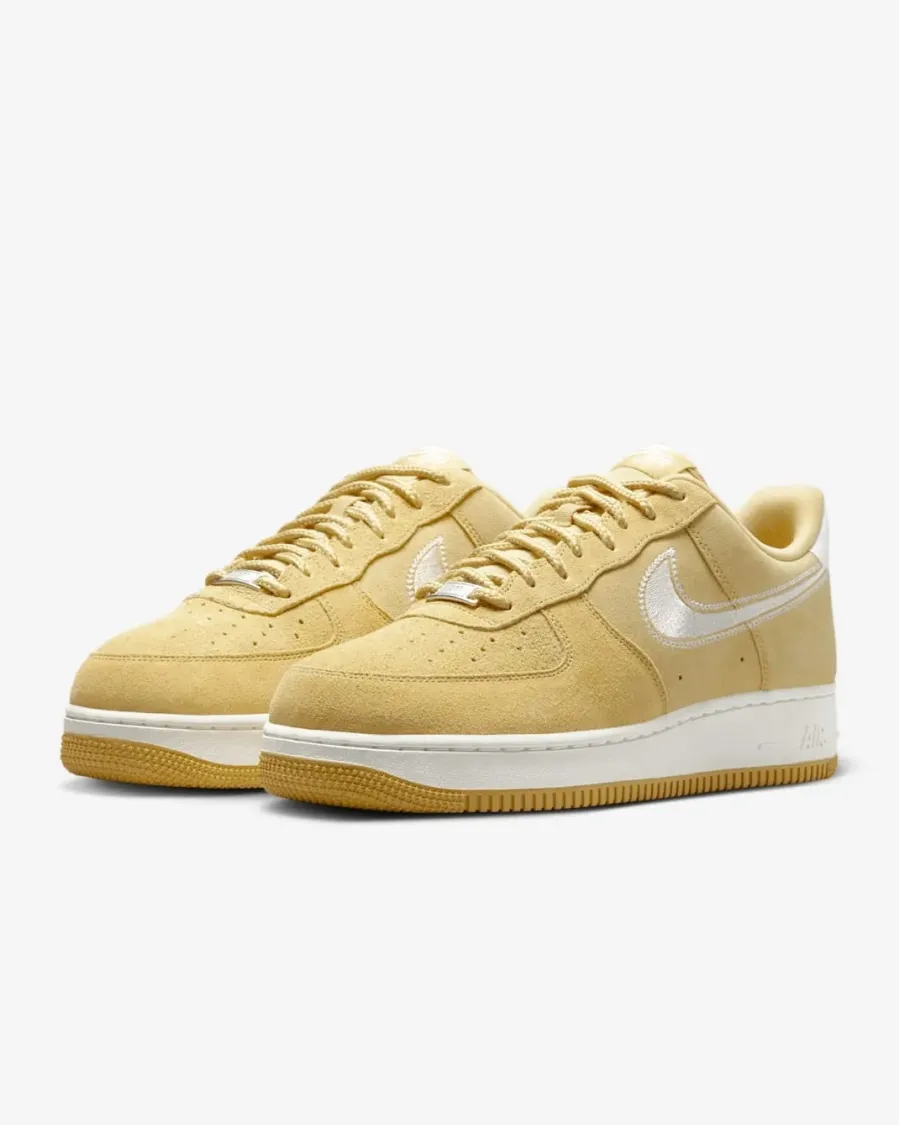 Кросівки Nike Air Force 1 '07 LV8 HJ4465-700