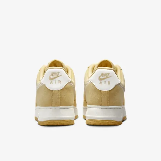 Кросівки Nike Air Force 1 '07 LV8 HJ4465-700
