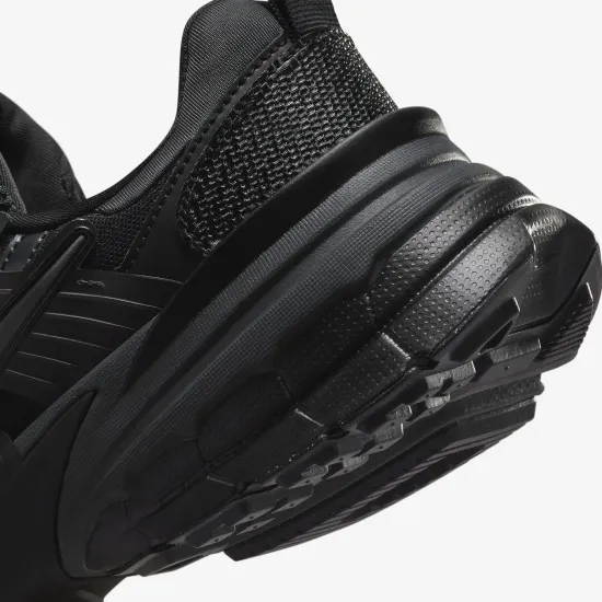 Кросівки Nike V2K Run HJ4497-001