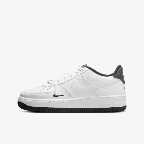 Кросівки Nike Air Force 1 LV8 HJ4560-100