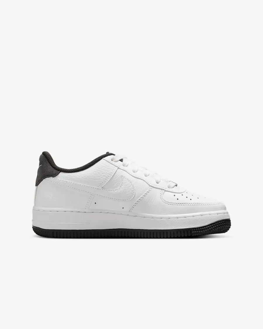 Кросівки Nike Air Force 1 LV8 HJ4560-100