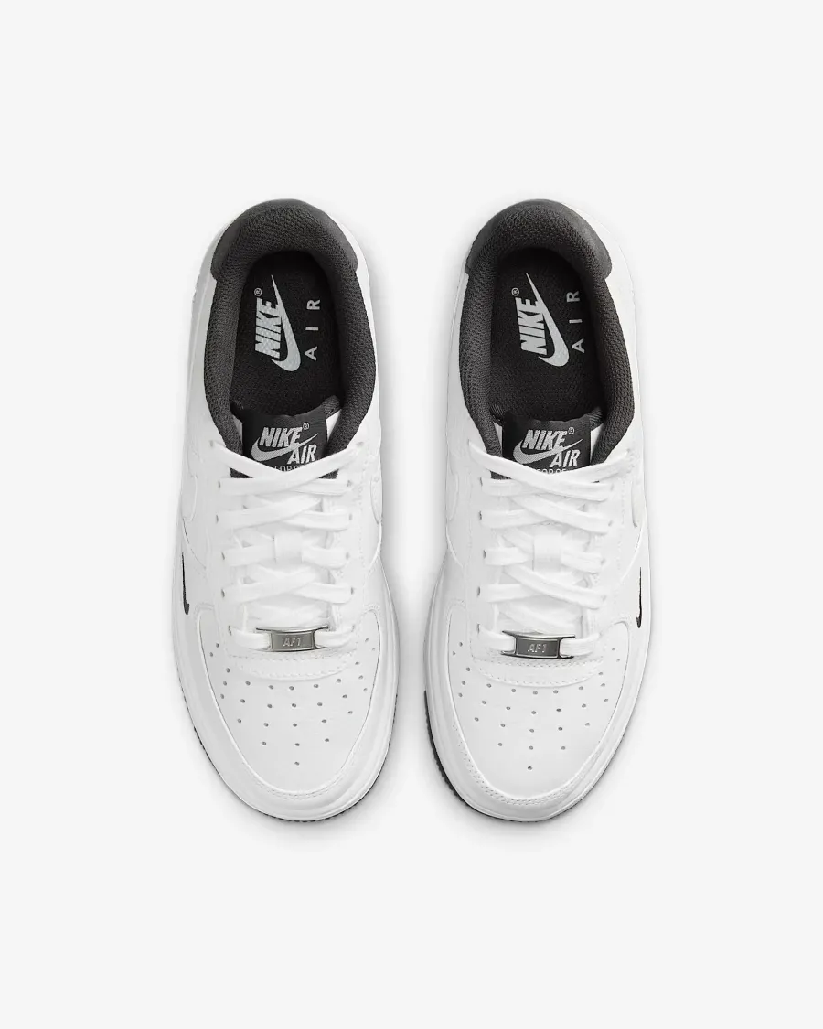 Кросівки Nike Air Force 1 LV8 HJ4560-100