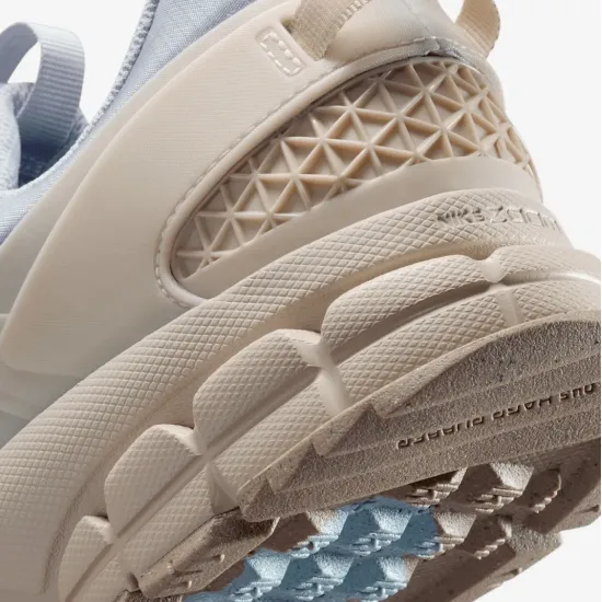 Кросівки Nike Zoom Vomero 5 Roam HJ4646-001