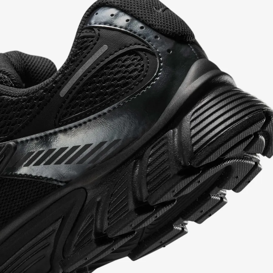 Кросівки Nike V5 RNR HJ5228-001