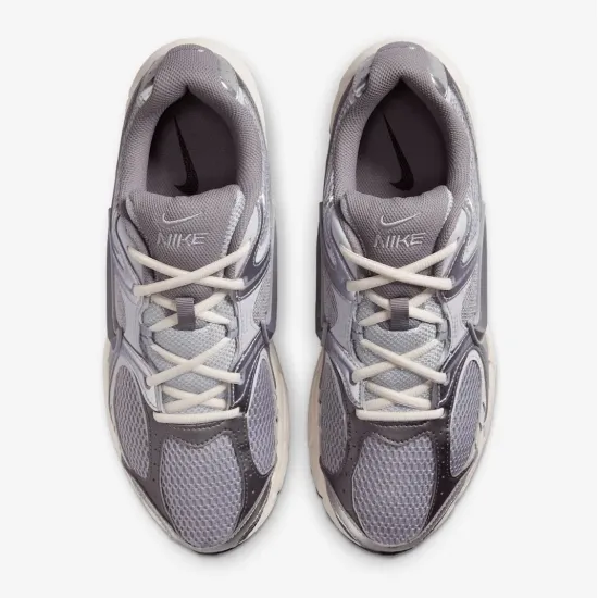 Кросівки Nike V5 RNR HJ5228-003