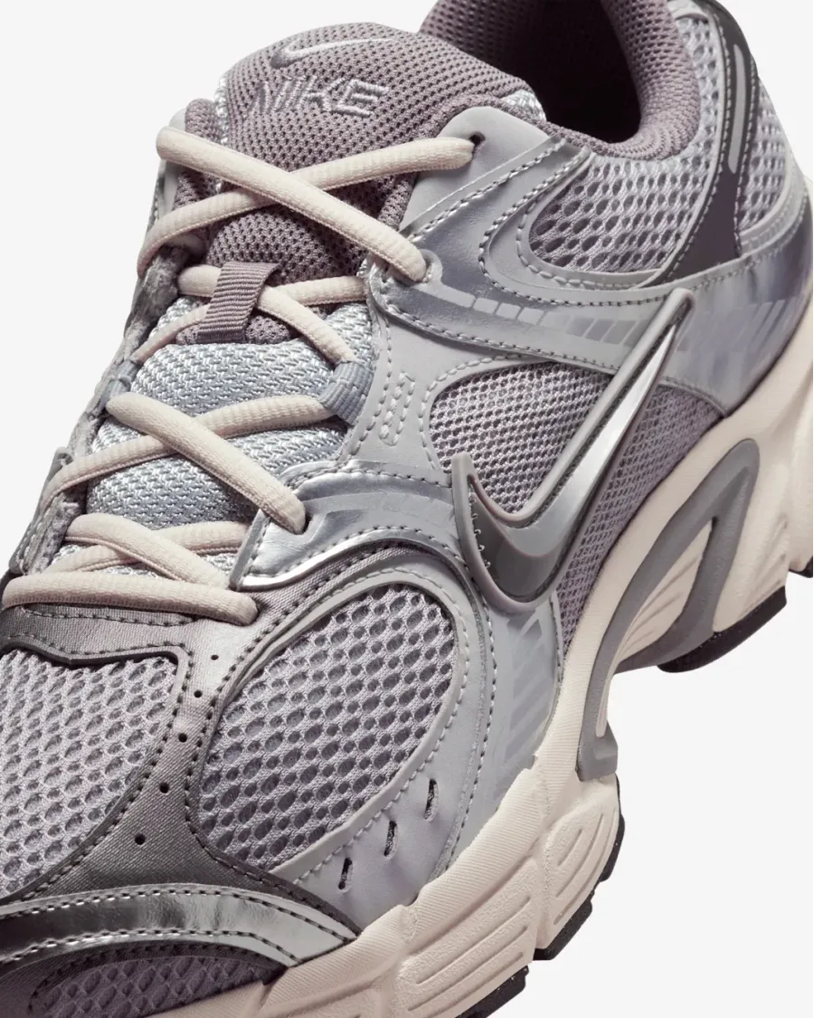 Кросівки Nike V5 RNR HJ5228-003