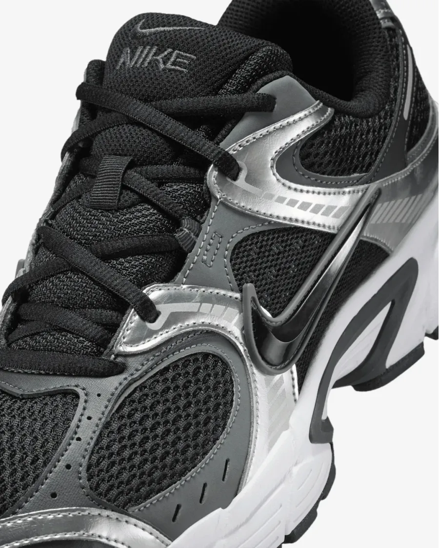 Кросівки Nike V5 RNR HJ5228-004