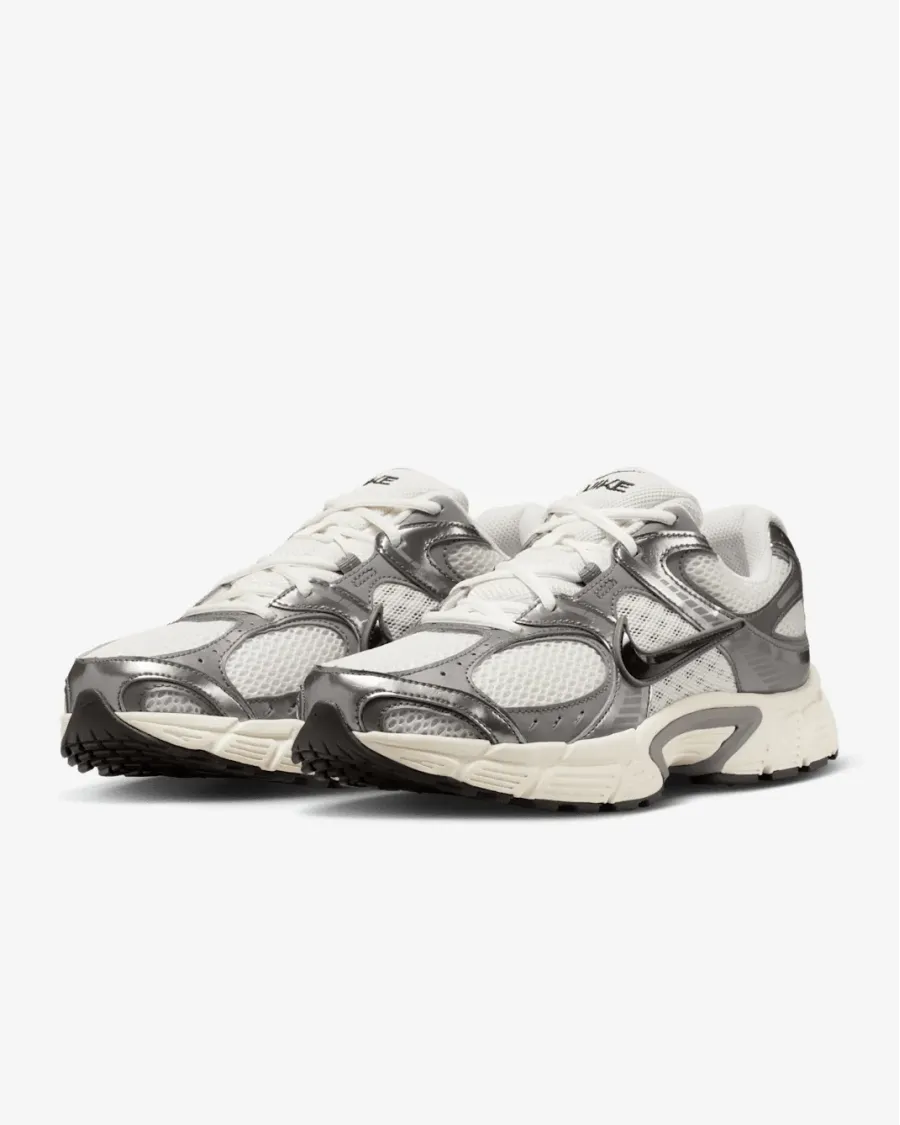 Кросівки Nike V5 RNR HJ5228-009