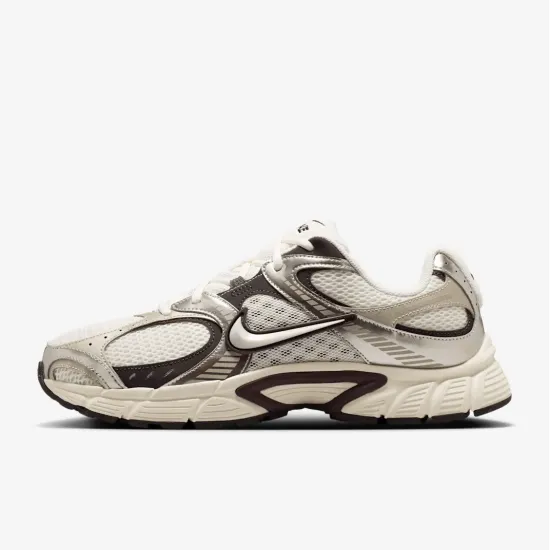 Кросівки Nike V5 RNR HJ5228-011