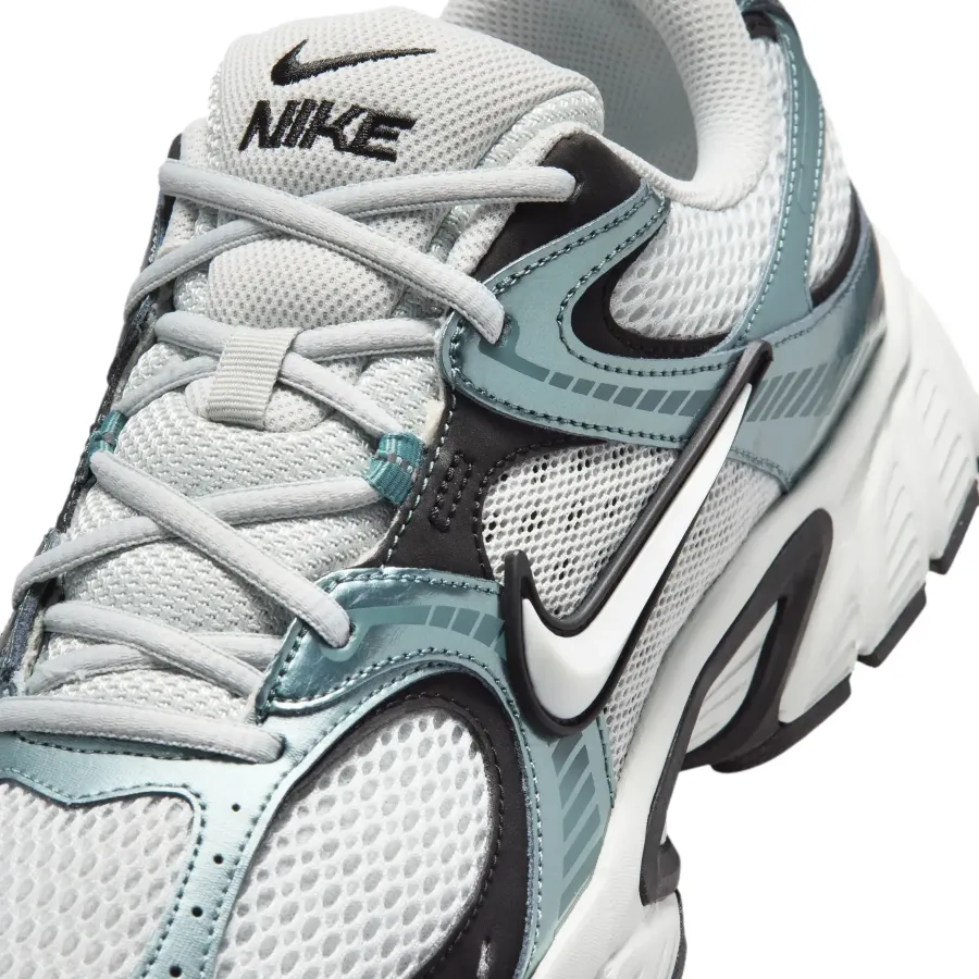 Кросівки Nike V5 RNR HJ5228-012
