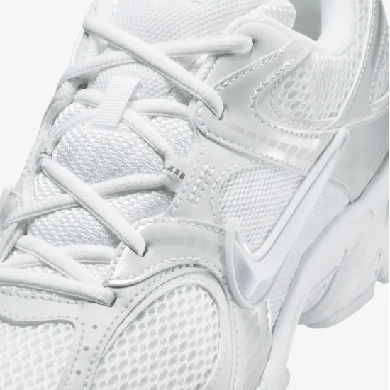 Кросівки Nike V5 RNR HJ5228-101
