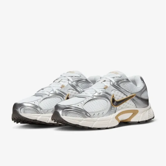 Кросівки Nike V5 RNR HJ5228-102