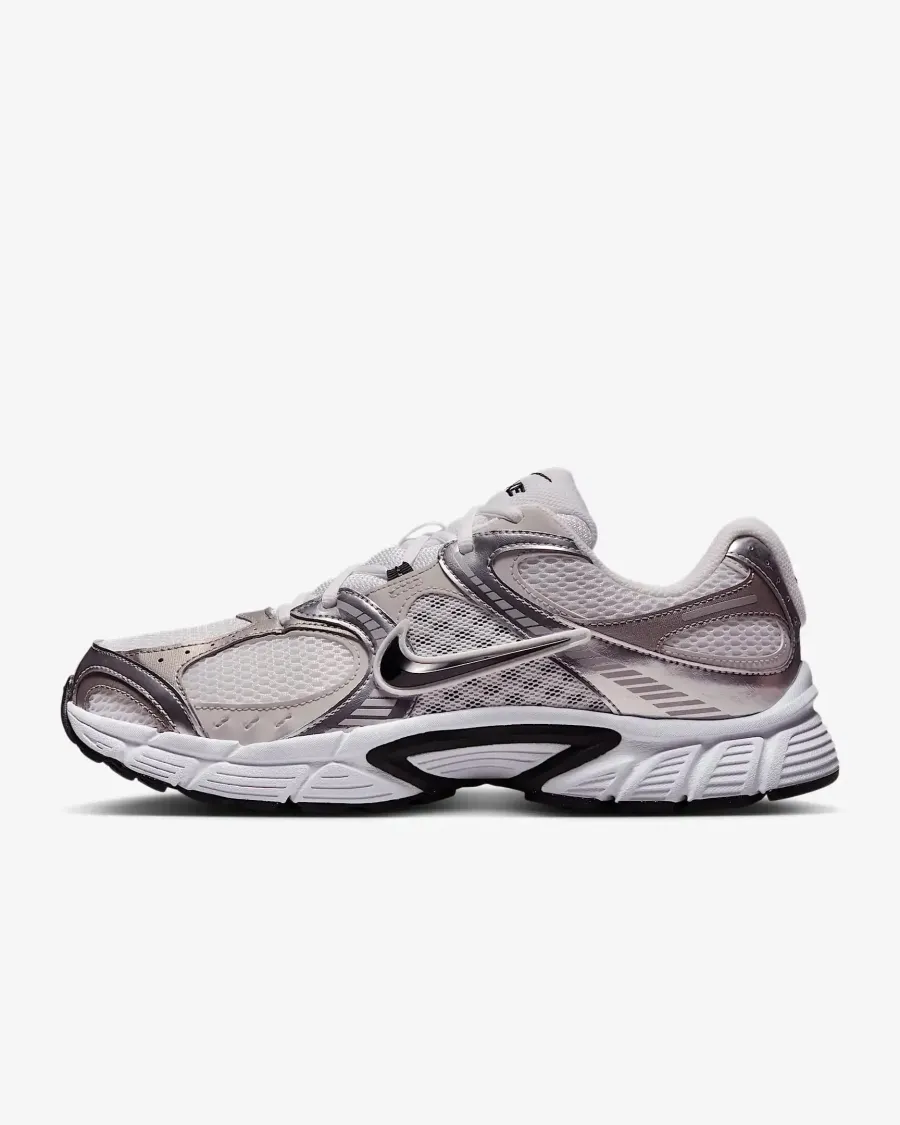 Кросівки Nike V5 RNR HJ5228-104