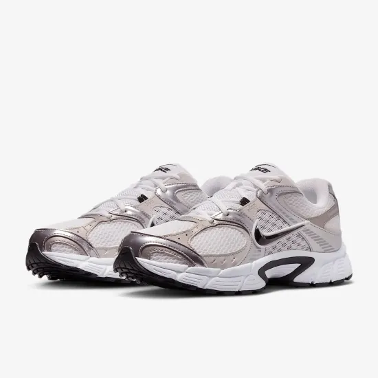 Кросівки Nike V5 RNR HJ5228-104