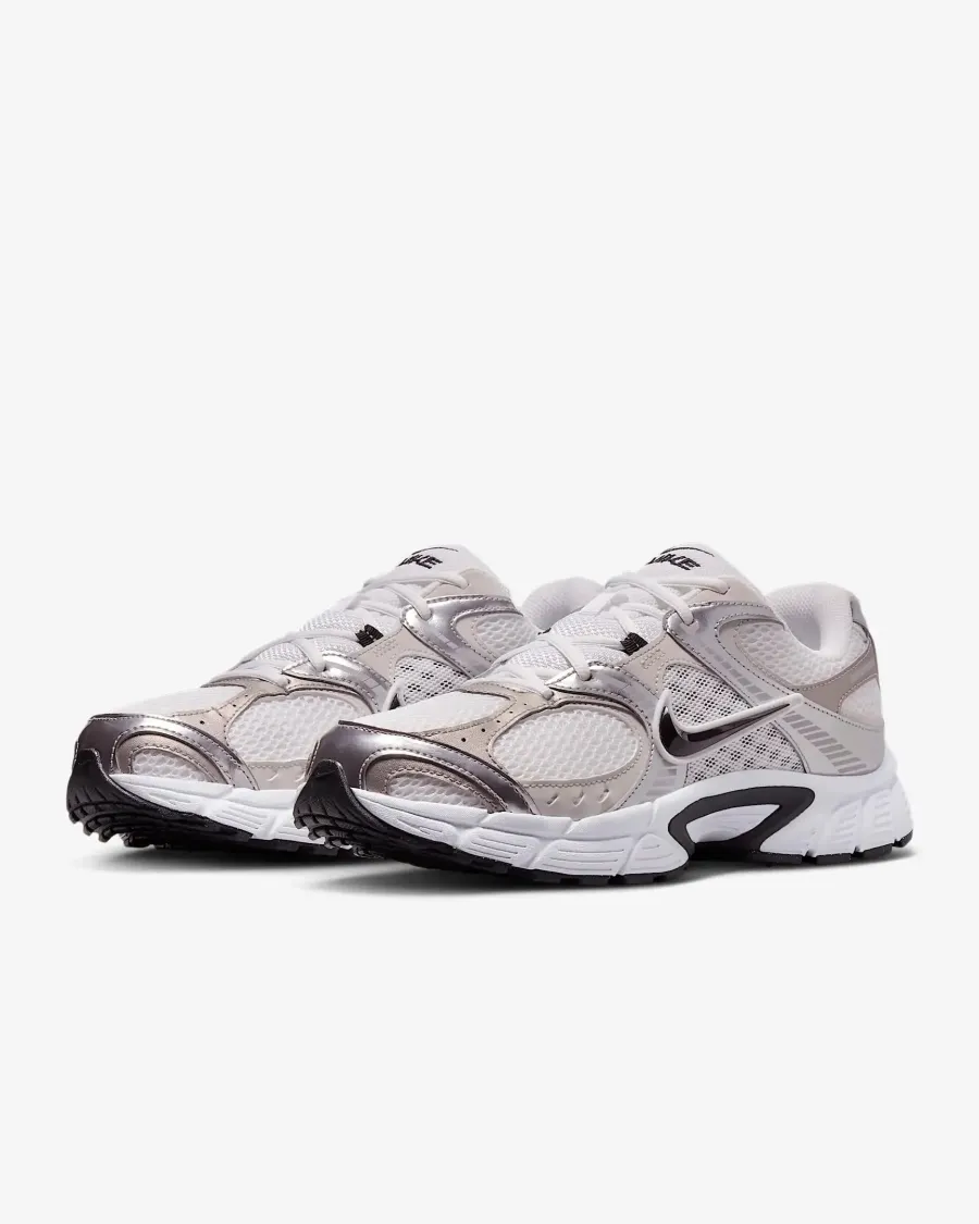 Кросівки Nike V5 RNR HJ5228-104