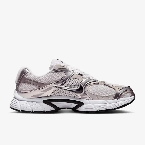 Кросівки Nike V5 RNR HJ5228-104