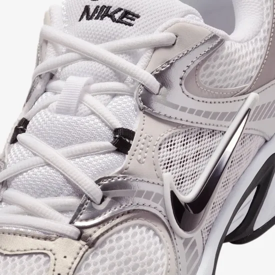 Кросівки Nike V5 RNR HJ5228-104