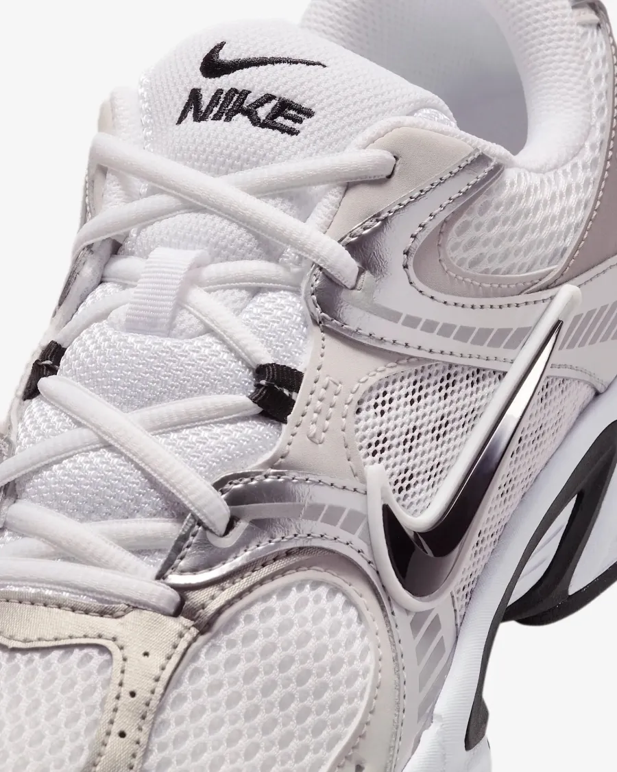 Кросівки Nike V5 RNR HJ5228-104