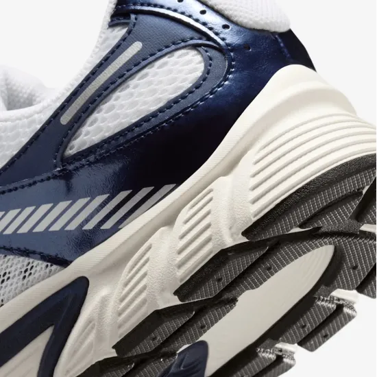 Кросівки Nike V5 RNR HJ5228-109