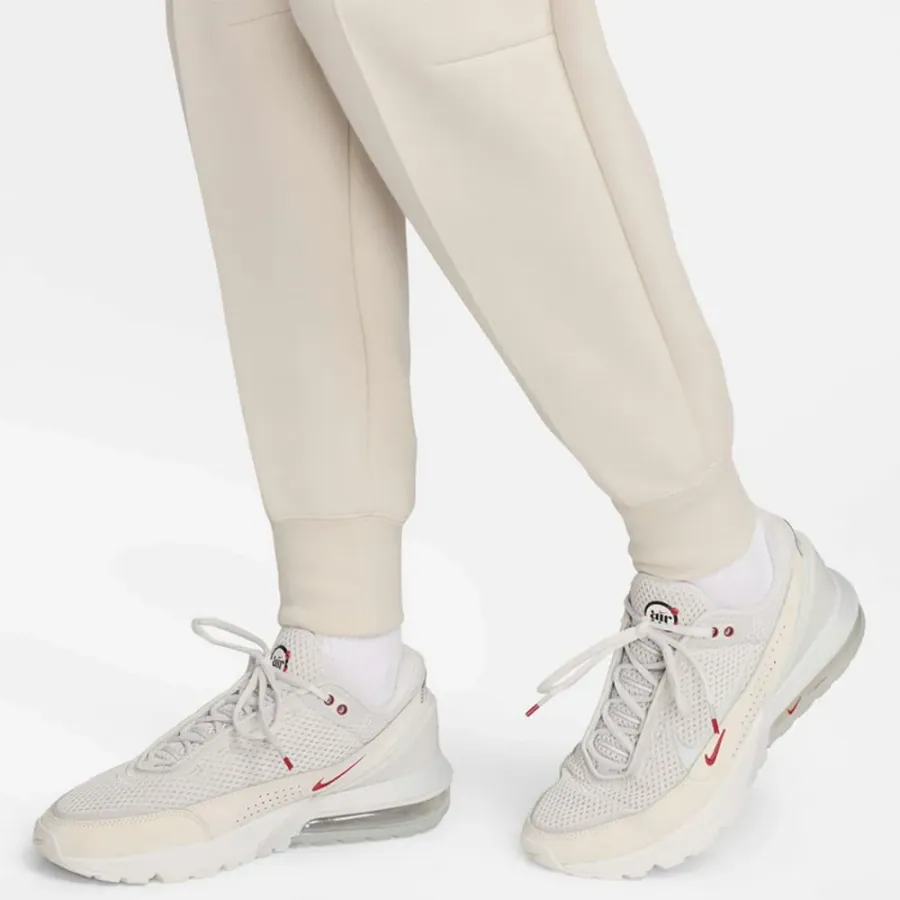 Штани Nike Sportswear Tech Fleece HJ5479-104