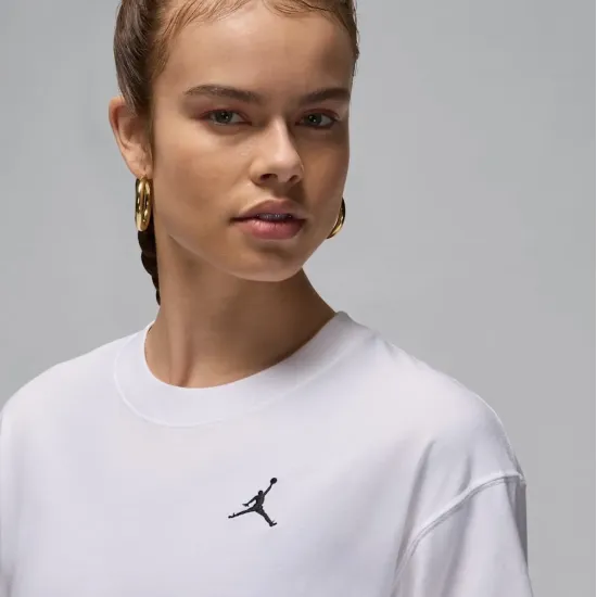 Футболка Nike Air Jordan Essential Tee Core 23 HJ5490-100