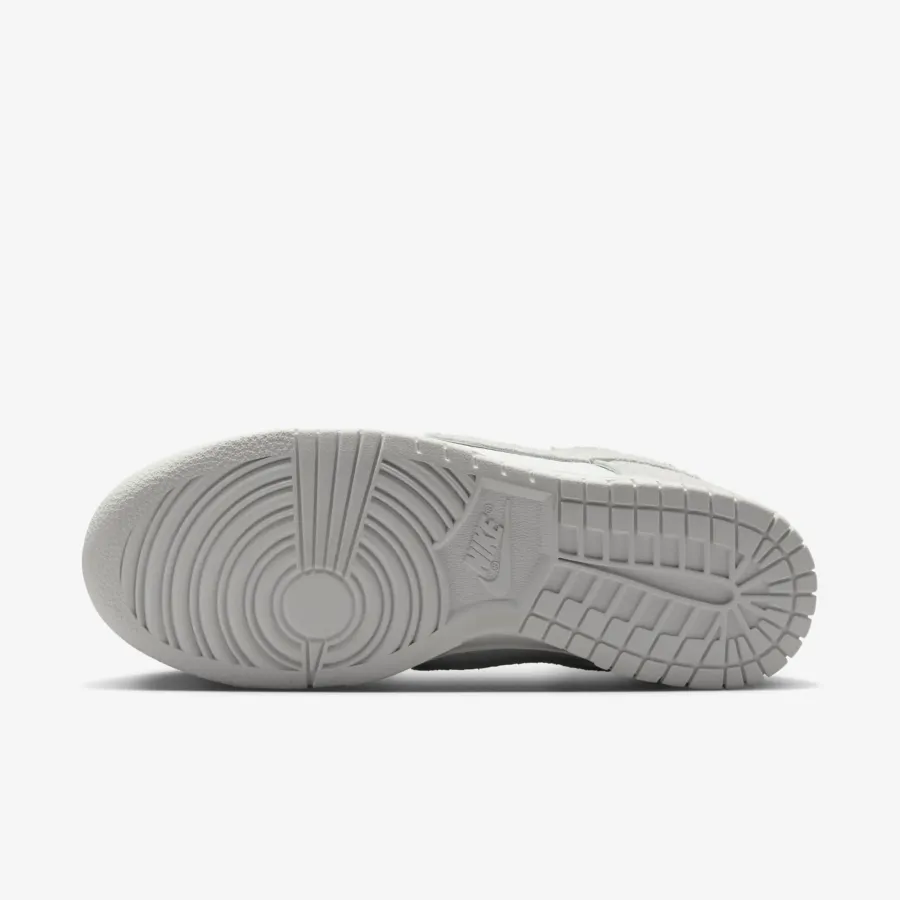 Кросівки Nike Dunk Low HJ5777-100