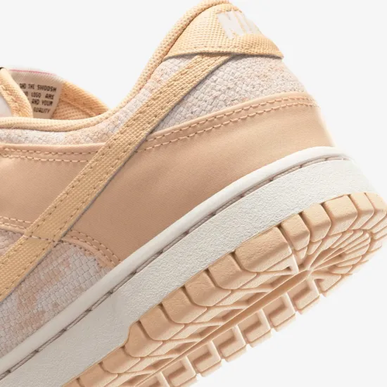 Кросівки Nike Dunk Low HJ5777-101
