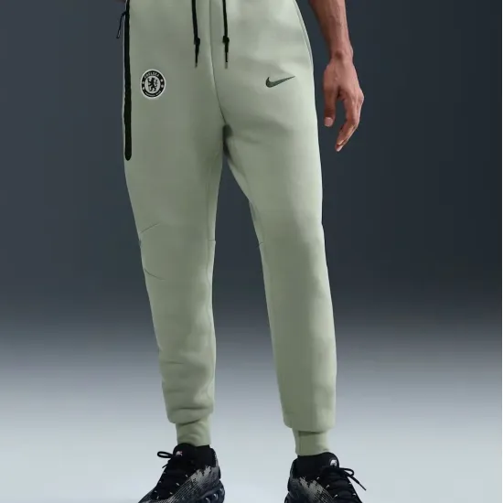 Штани Nike Chelsea FC Tech Fleece HJ6442-370