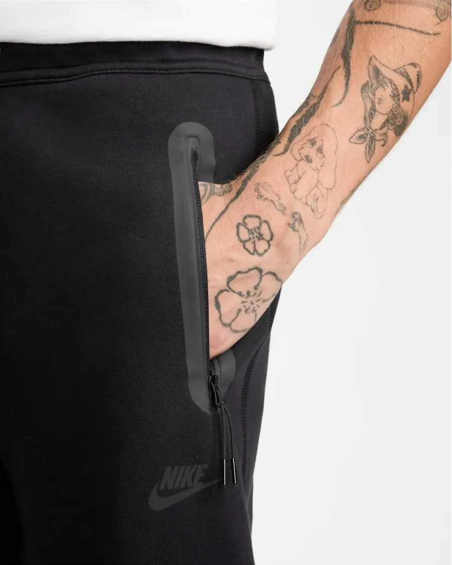 Штани Nike Tech Fleece Open-Hem HJ6533-010