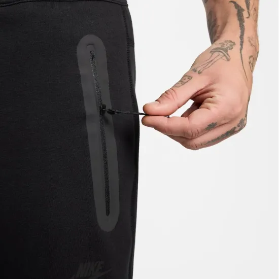 Штани Nike Tech Fleece Open-Hem HJ6533-010