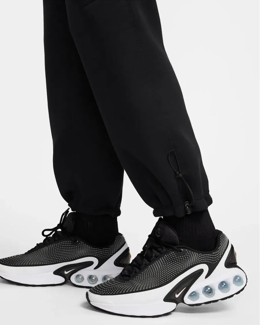 Штани Nike Tech Fleece Open-Hem HJ6533-010