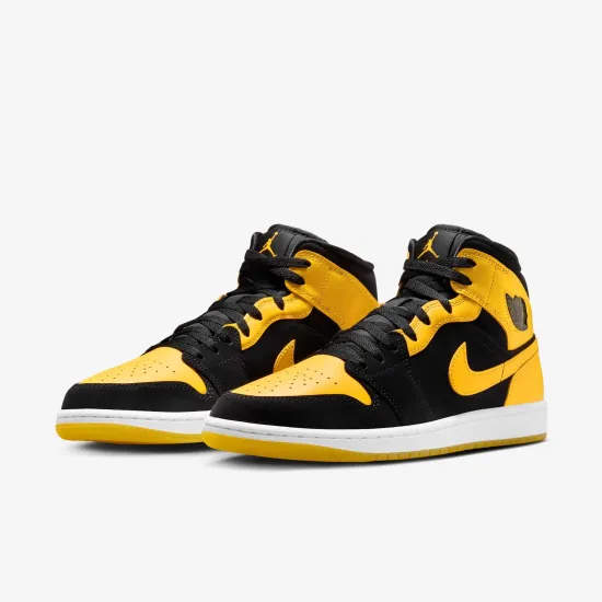 Кросівки Nike Air Jordan 1 Mid SE New Love HJ6654-071