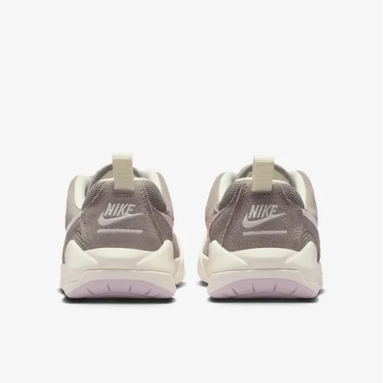 Кросівки Nike Air Jordan CMFT Era HJ6778-001