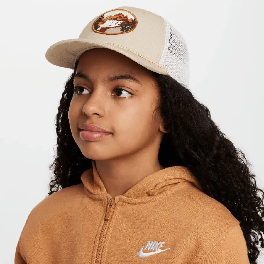 Кепка Nike Rise Structured Outdoor Trucker Cap HJ7170-253