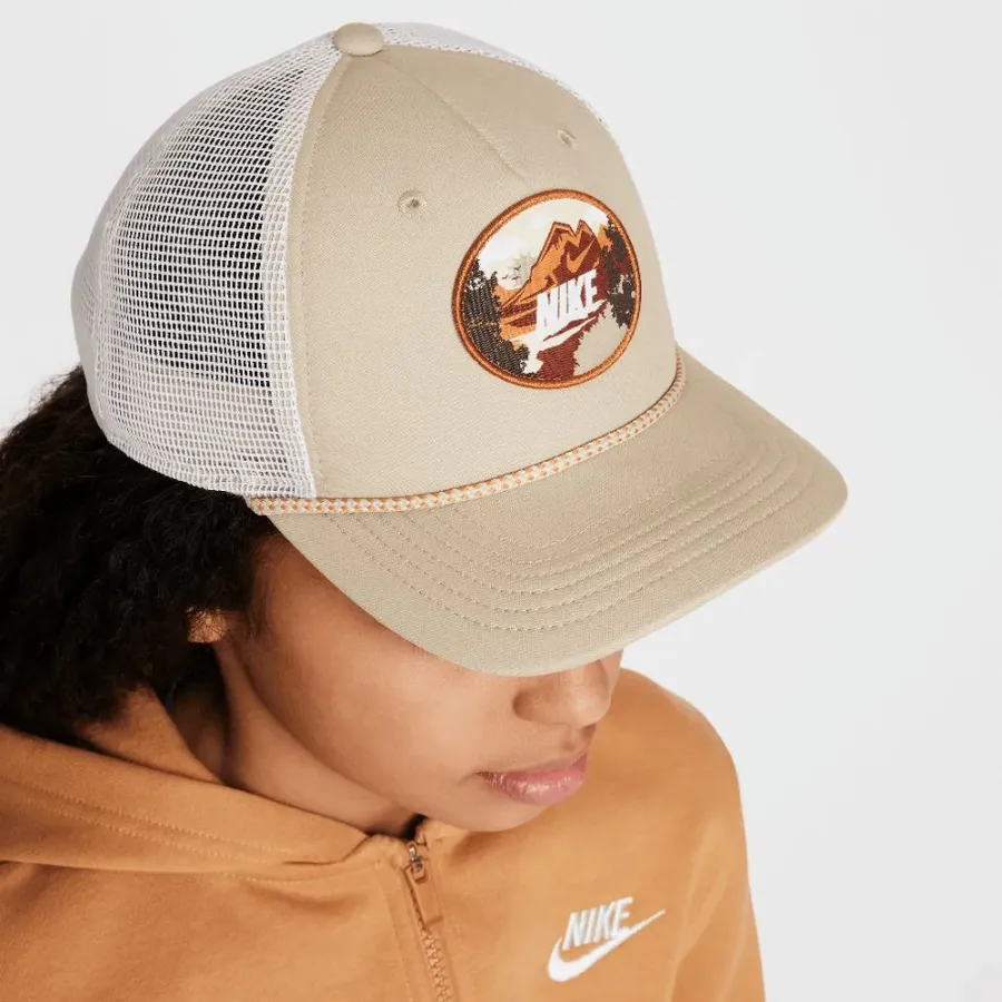 Кепка Nike Rise Structured Outdoor Trucker Cap HJ7170-253