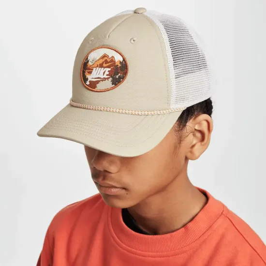 Кепка Nike Rise Structured Outdoor Trucker Cap HJ7170-253