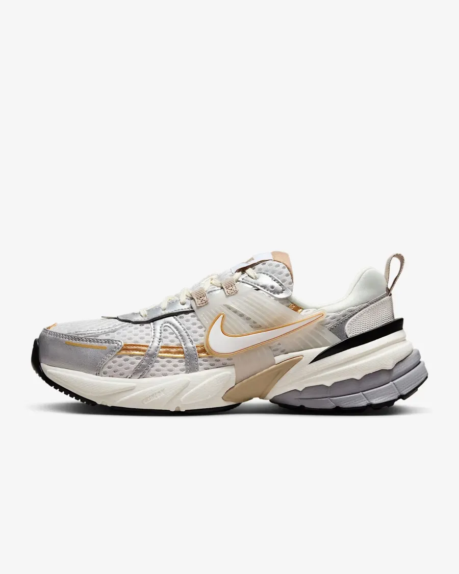 Кросівки Nike V2K Run HJ7245-100