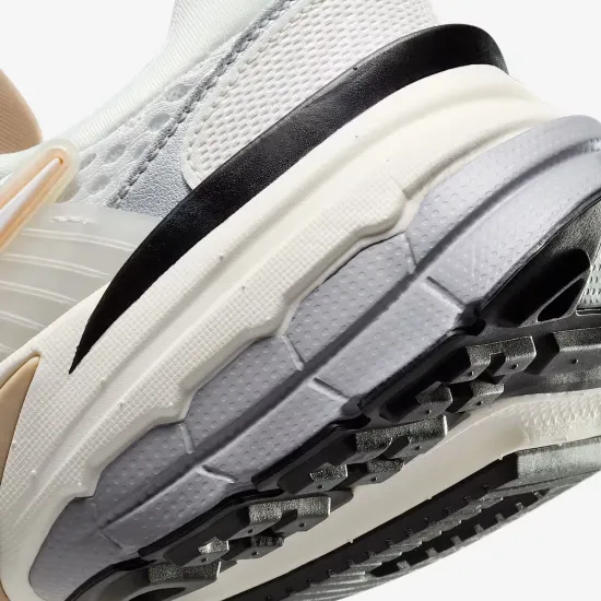 Кросівки Nike V2K Run HJ7245-100