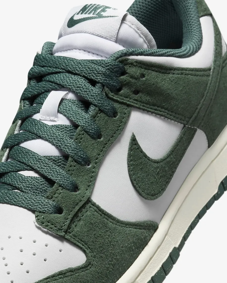 Кросівки Nike Dunk Low Next Nature HJ7673-002