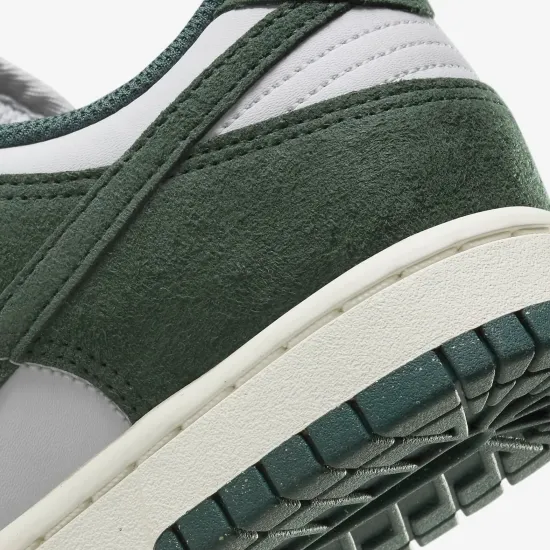 Кросівки Nike Dunk Low Next Nature HJ7673-002