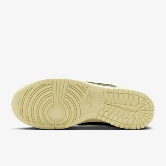 Кросівки Nike Dunk Low Next Nature HJ7673-005