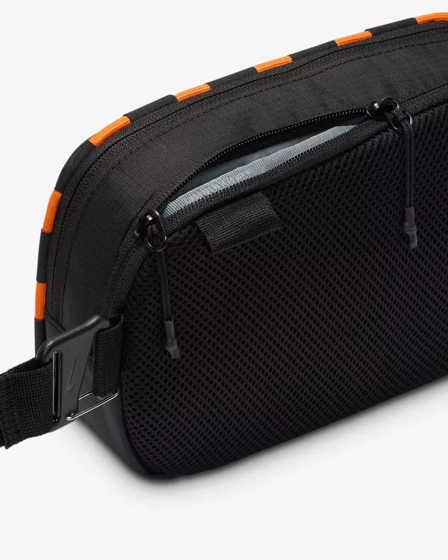 Сумка Nike Hayward Patrol Cross-Body Bag HJ8229-010