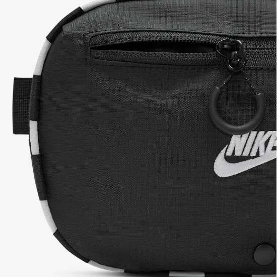 Сумка Nike Hayward Patrol Cross-Body Bag HJ8229-011