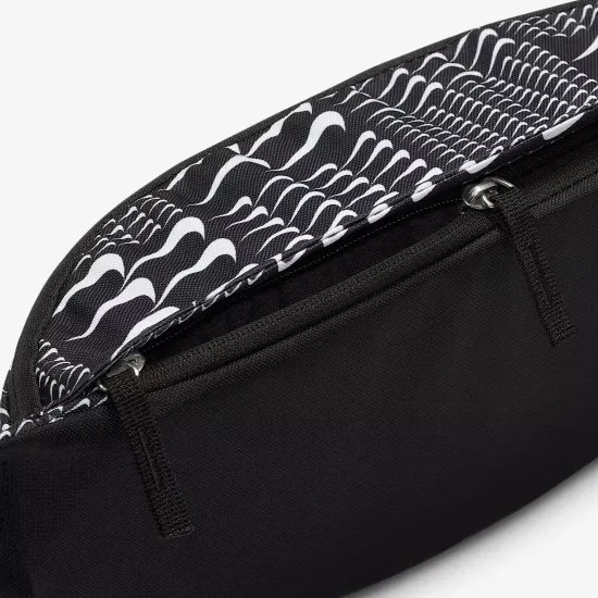 Сумка Nike Heritage Cross-Body Bag HJ8361-010