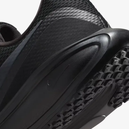Кросівки Nike Revolution 8 HJ8485-002